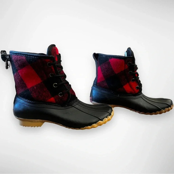 NEW CHOOKA Women's Eastlake Duck Boot Red And Black Plaid Rain Boots Sz 6 | NWT - Picture 2 of 10